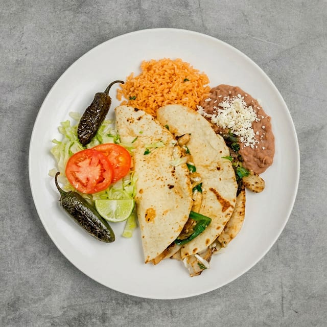 24. Quesadillas California.